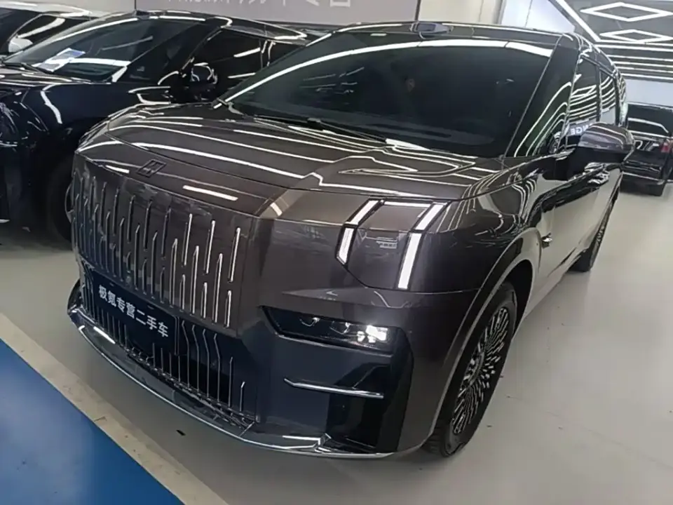 Zeekr 009 6-seat Executive AWD 108kWh 2025