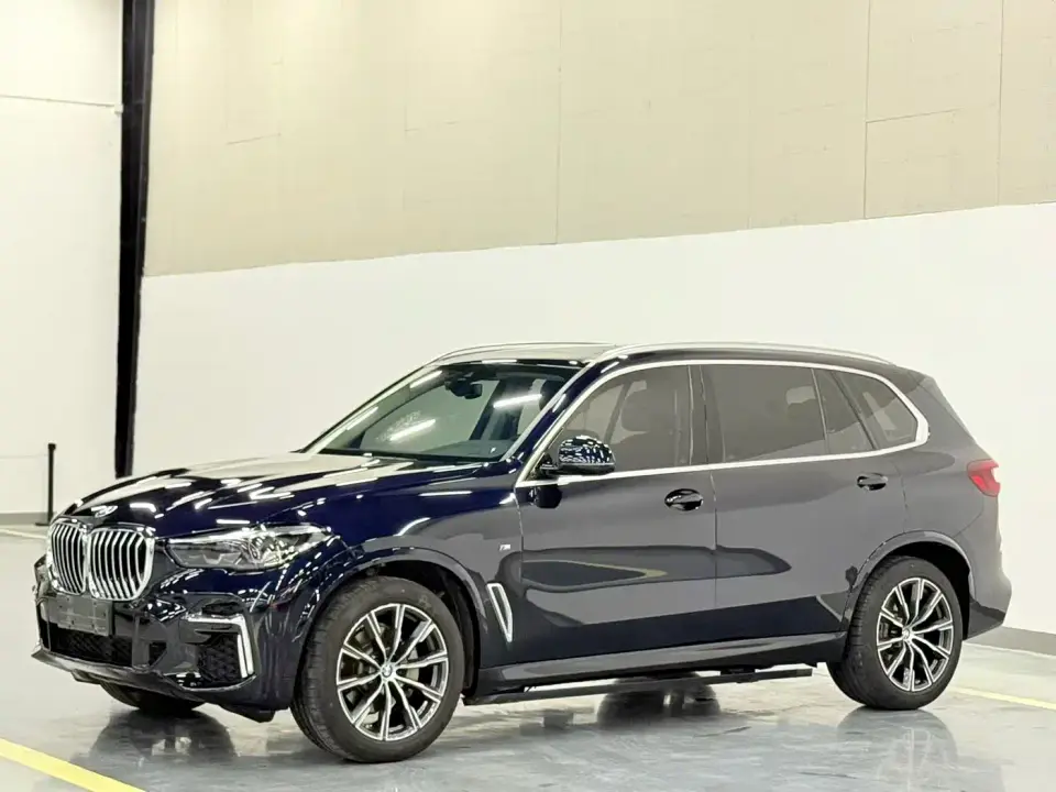 BMW X5 xDrive 30Li M Sport Package 2023