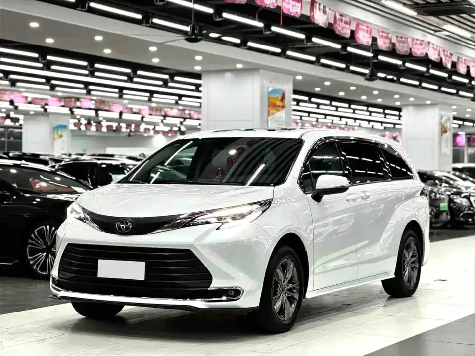Toyota Sienna Model 2.5L Hybrid 2WD Comfort Edition 2026