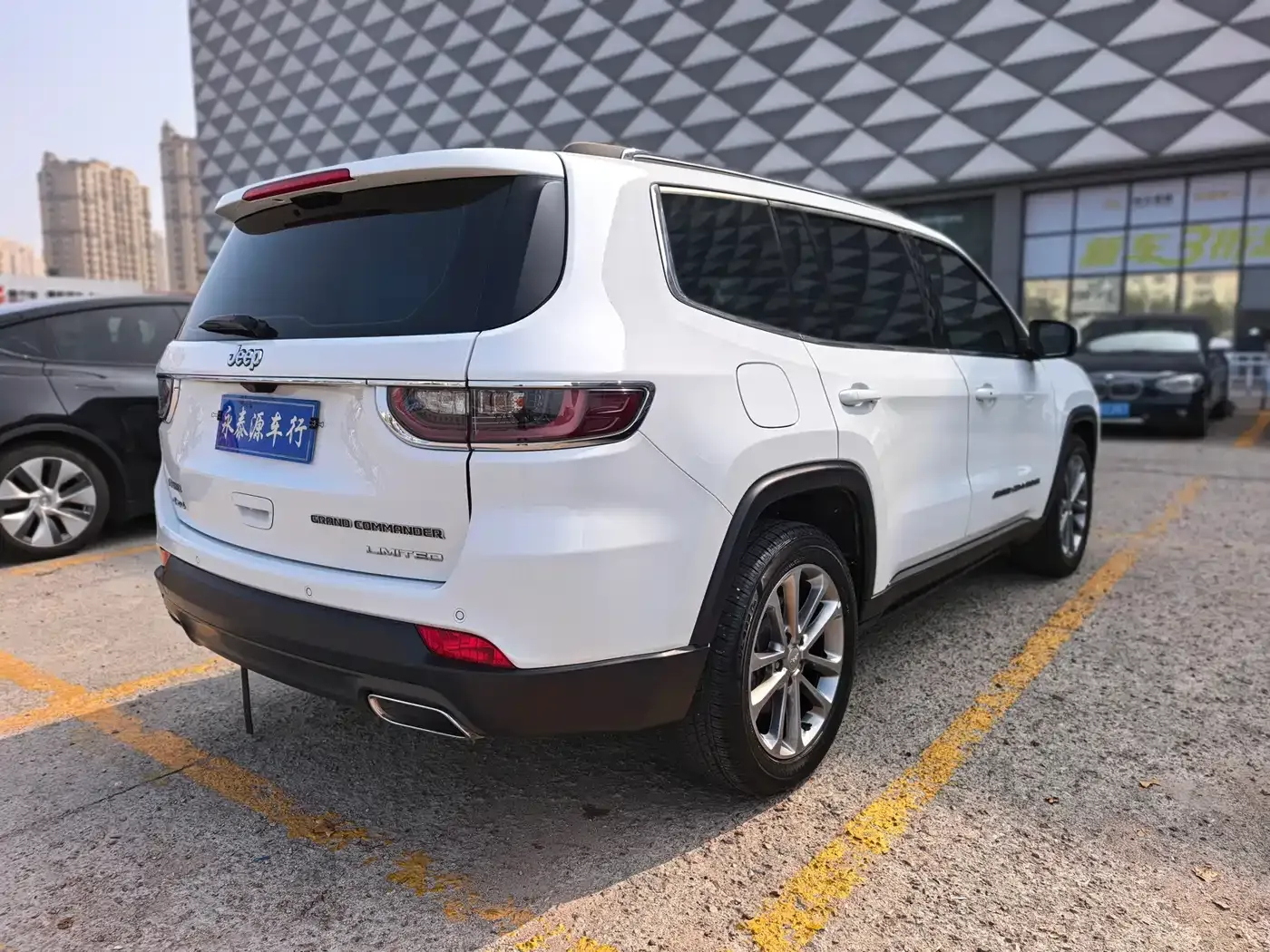 Jeep Grand Commander 2.0T 4WD Ultimate Edition (China VI) 2020 — фото 4
