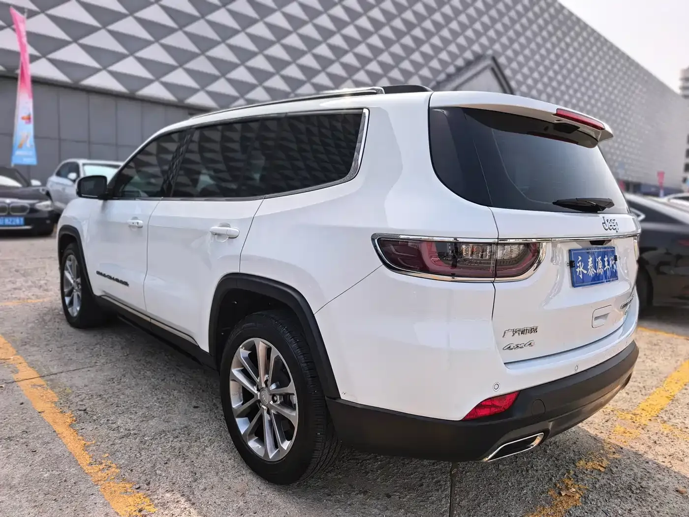 Jeep Grand Commander 2.0T 4WD Ultimate Edition (China VI) 2020 — фото 6