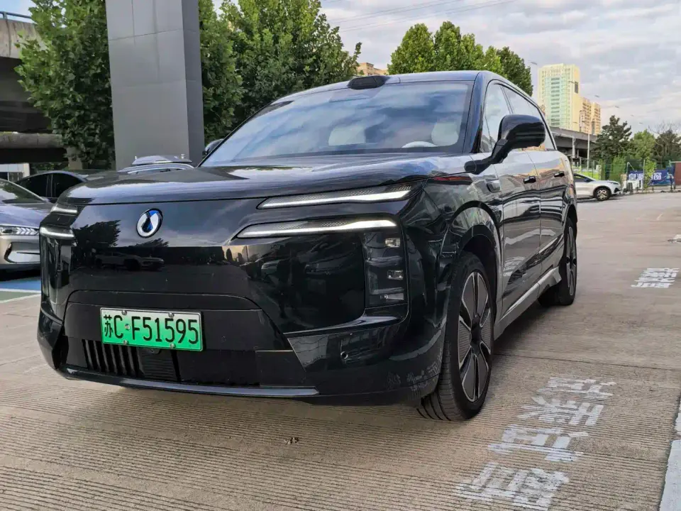 Denza N8L Standard 2025