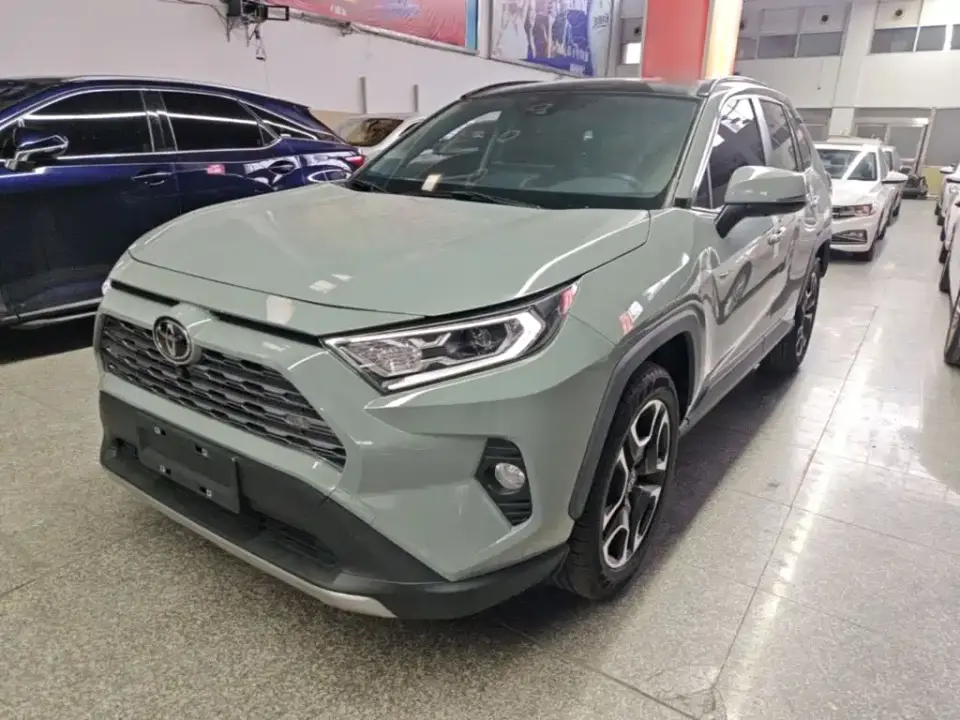 Toyota RAV4 Rongfang 2.0L CVT 4WD Premium Edition 2021