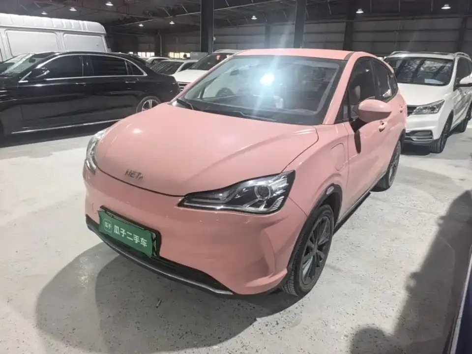 Neta Nezha V Trend 400 Lite Pink Custom Edition 2023