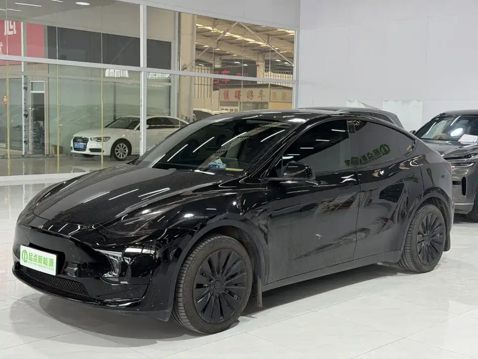 Tesla Model Y Facelift Rear-Wheel Drive Version 2023