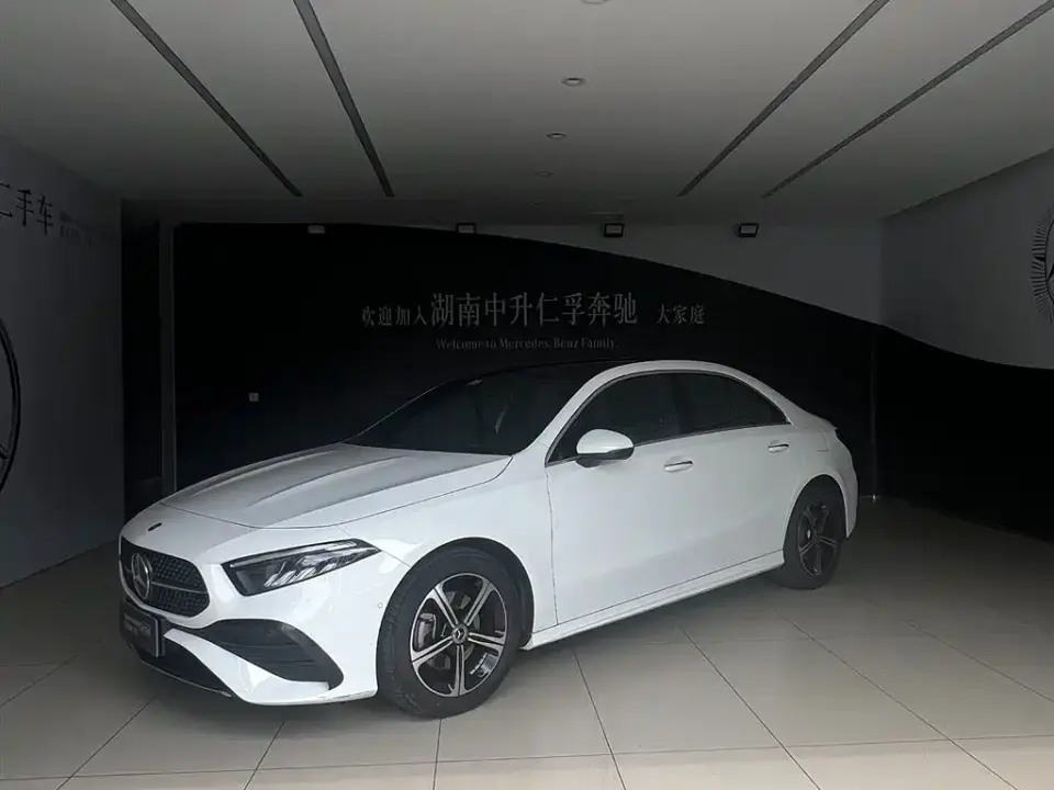 Mercedes-Benz A-Class A 200 L Fashion 2023