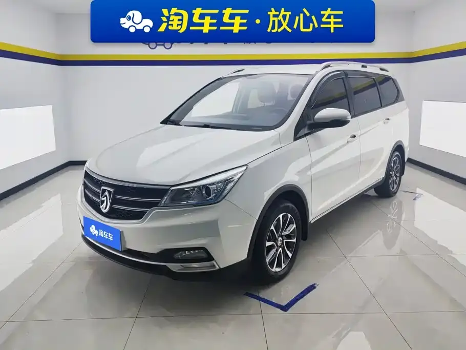 Baojun 730 1.5L Manual Fashion Version 7-Seater China V 2020