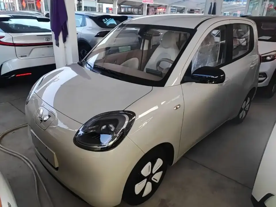 Wuling Motors Hongguang MINIEV 4-Door Advanced 2026