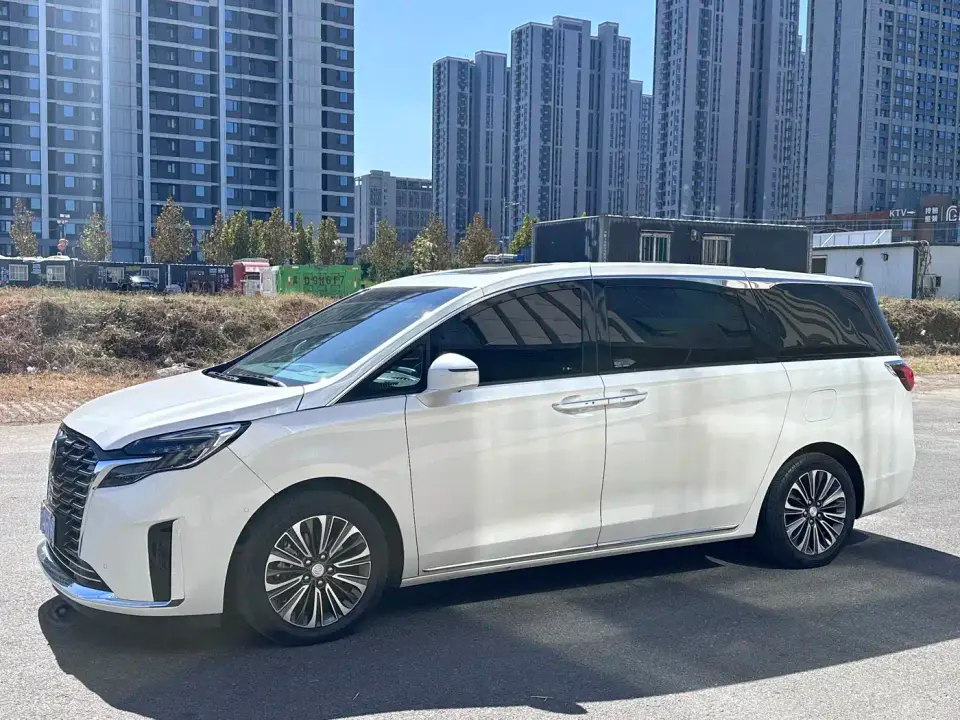 Buick GL8 ES Landmaster Luxury 2023