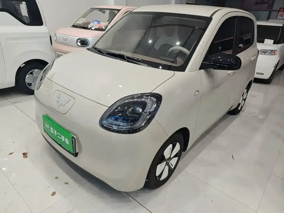 Wuling Motors Hongguang MINIEV 4-Door Advanced 2025