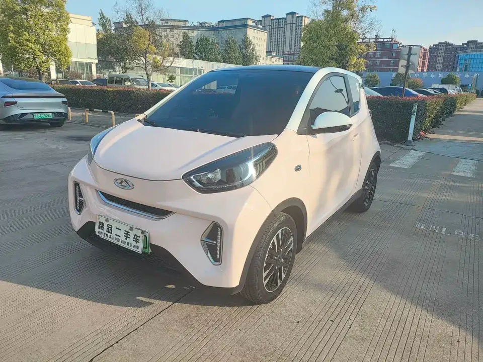 QQ New Energy Little Ant Sweet Pink Edition Half Sugar Version NCM Lithium 30kW 301km 2023