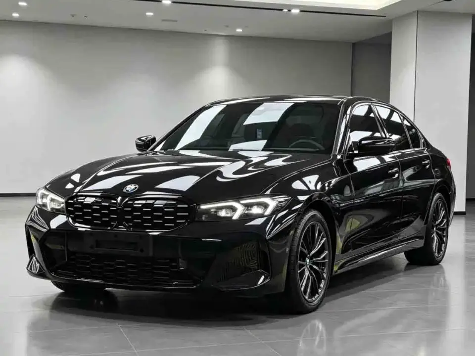 BMW 3 Series 325Li M Sport Black Night Package 2023