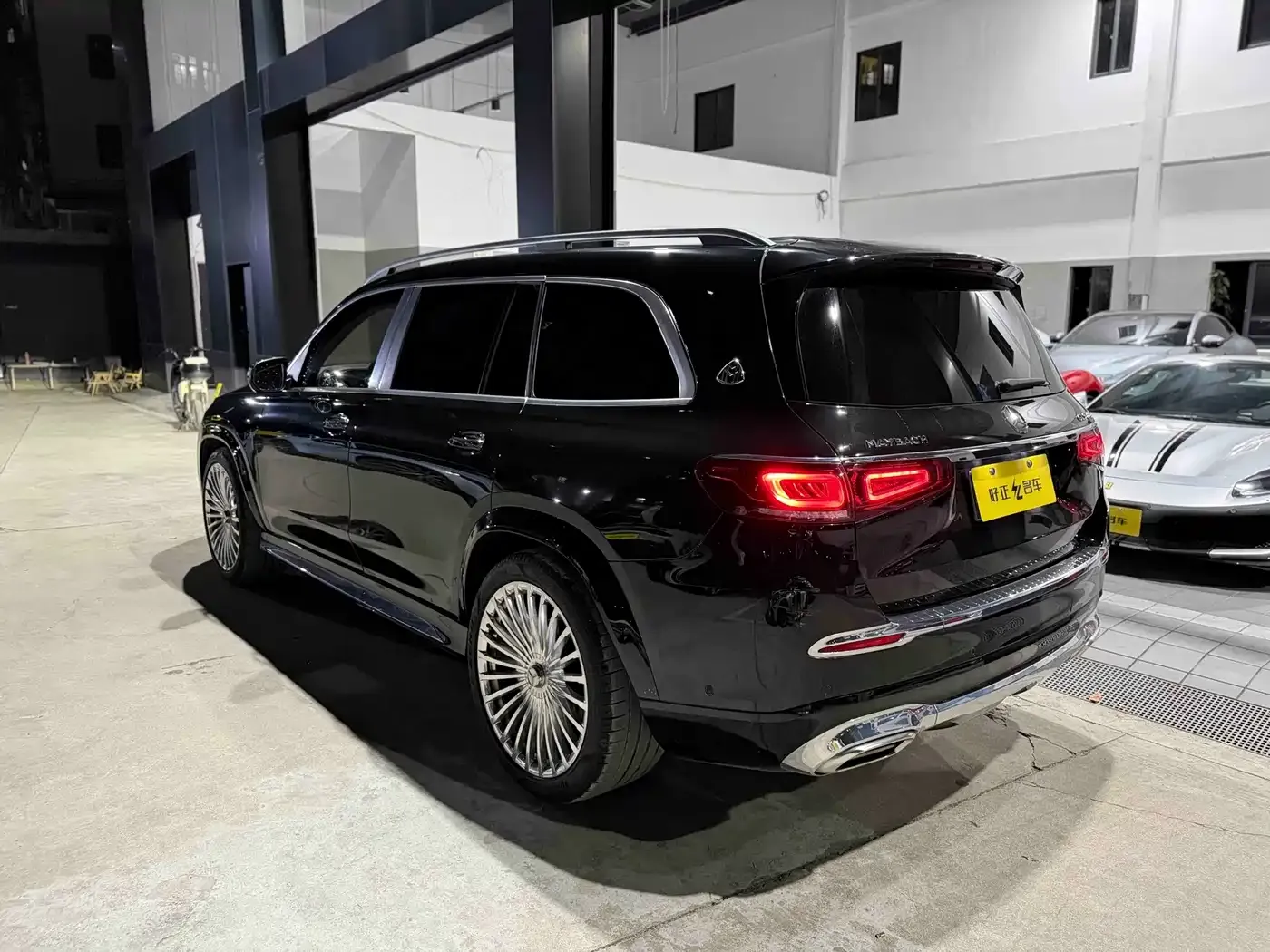 Mercedes-Benz Maybach GLS GLS 480 4MATIC 2023 — фото 3