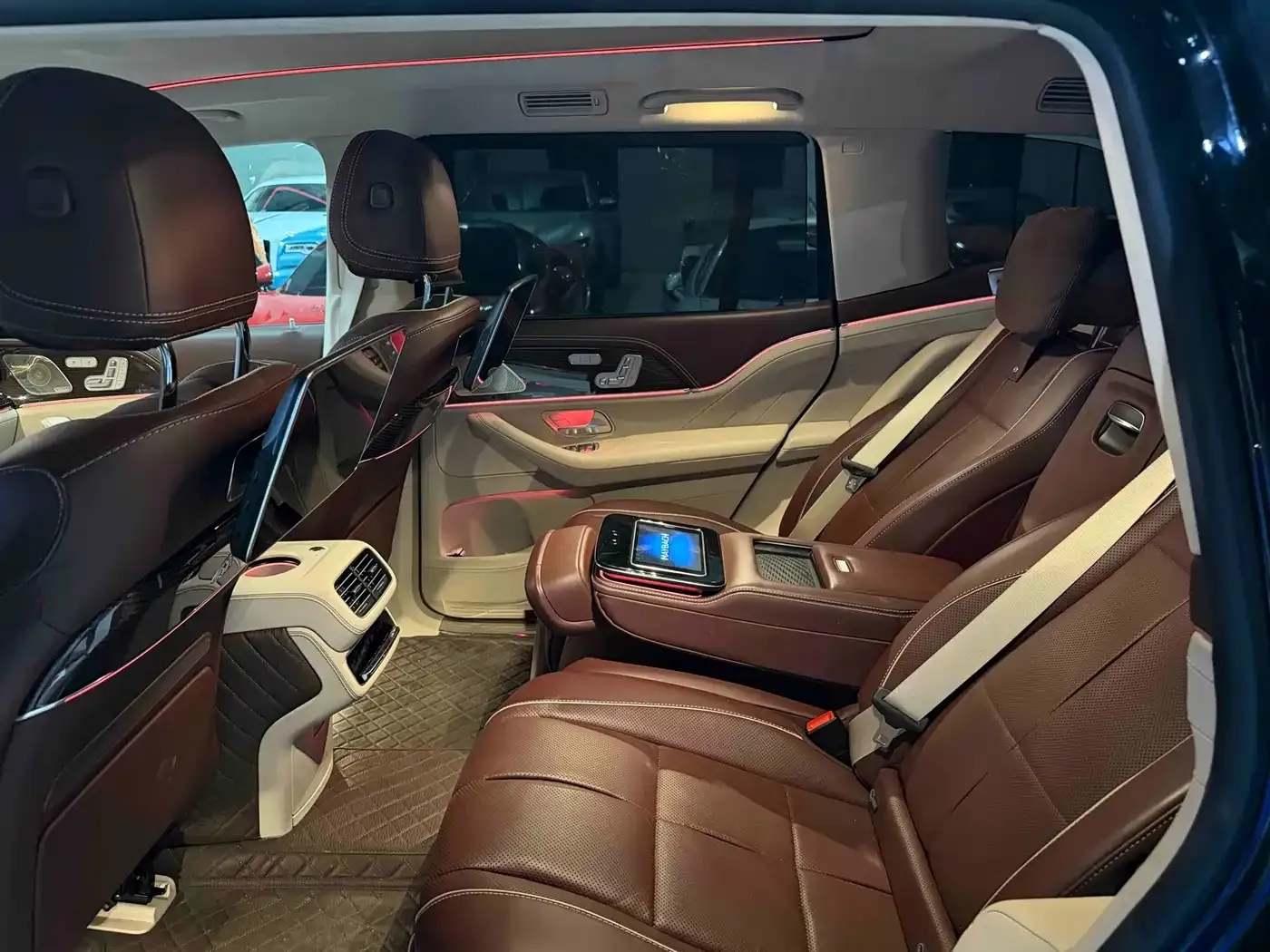 Mercedes-Benz Maybach GLS GLS 480 4MATIC 2023 — фото 9
