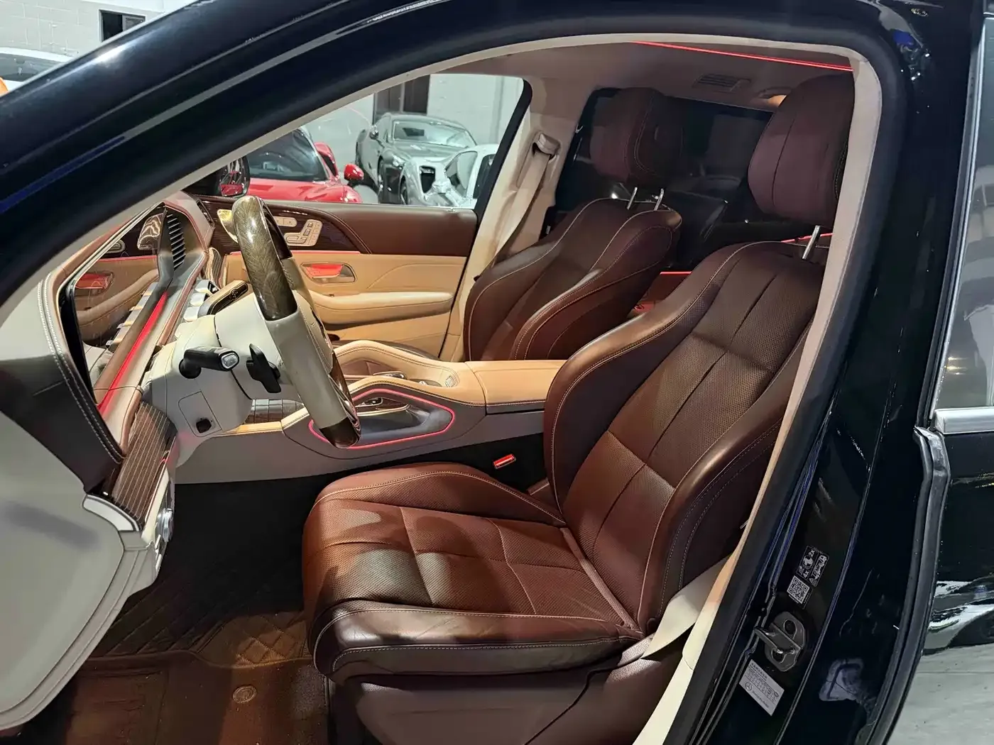 Mercedes-Benz Maybach GLS GLS 480 4MATIC 2023 — фото 8