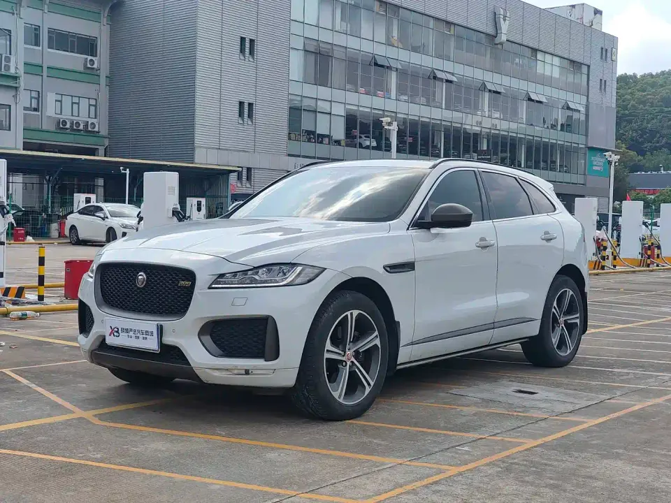 Jaguar F-PACE 300-Sport 2020