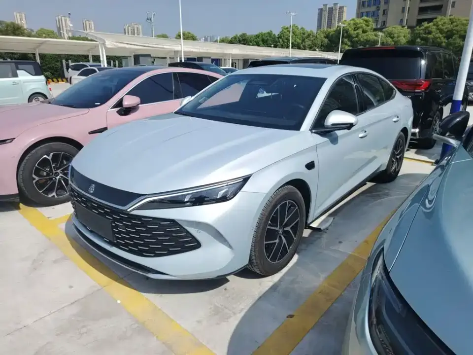 BYD Qin L DM-i Smart Drive Edition 120KM Surpassing 2025