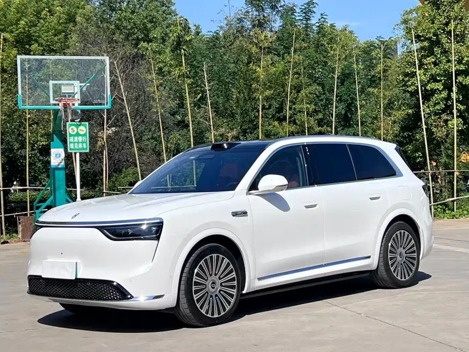 AITO Wenjie AITO M8 Pure Electric Max+ 6-Seater Long Range Version 2025
