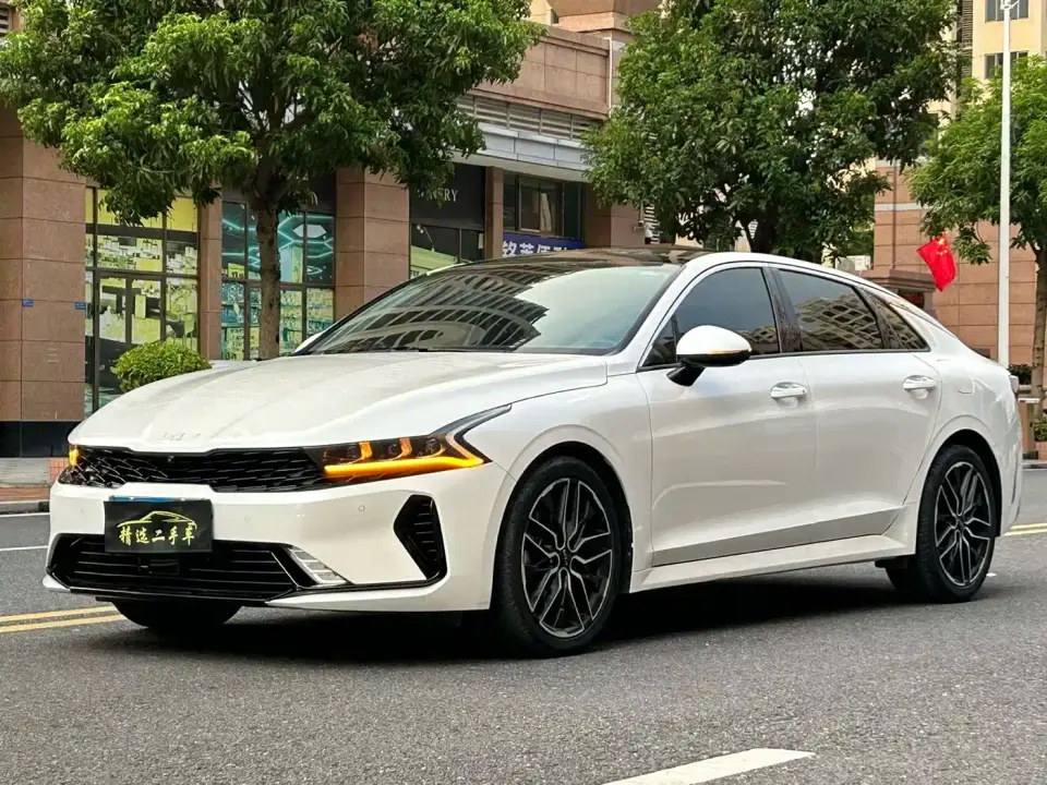 Kia K5 380T GT-Line Flagship Edition 2022