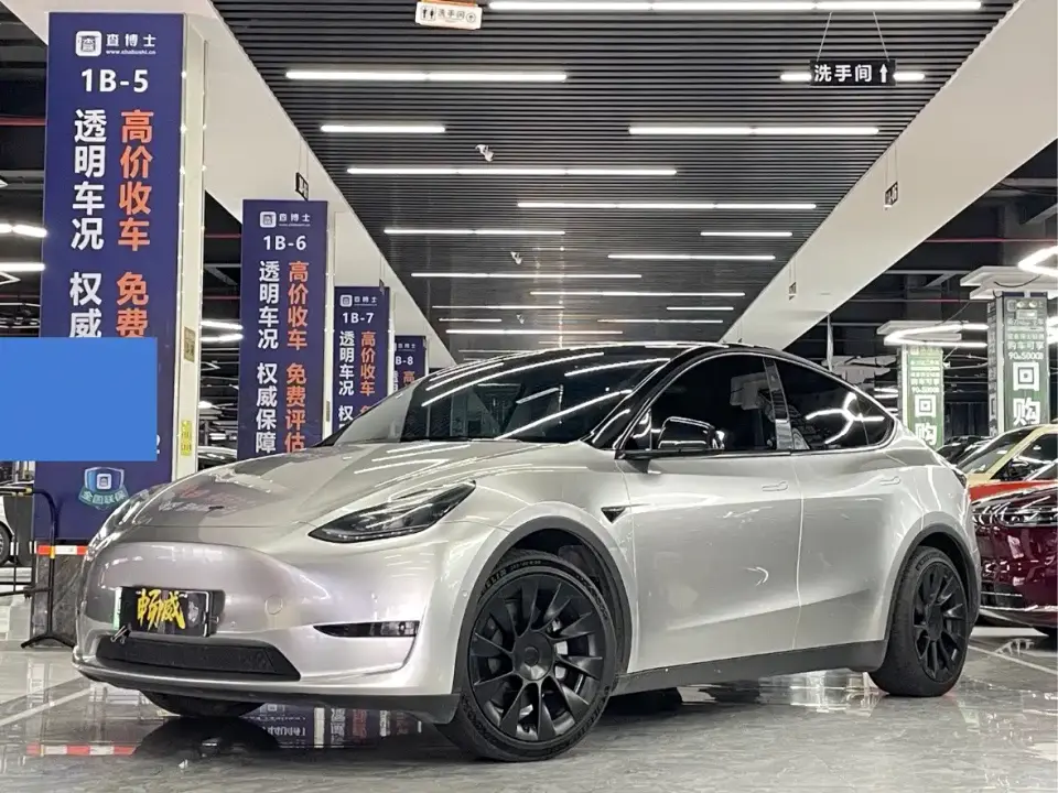 Tesla Model Y Facelift Rear-Wheel Drive Version 2023