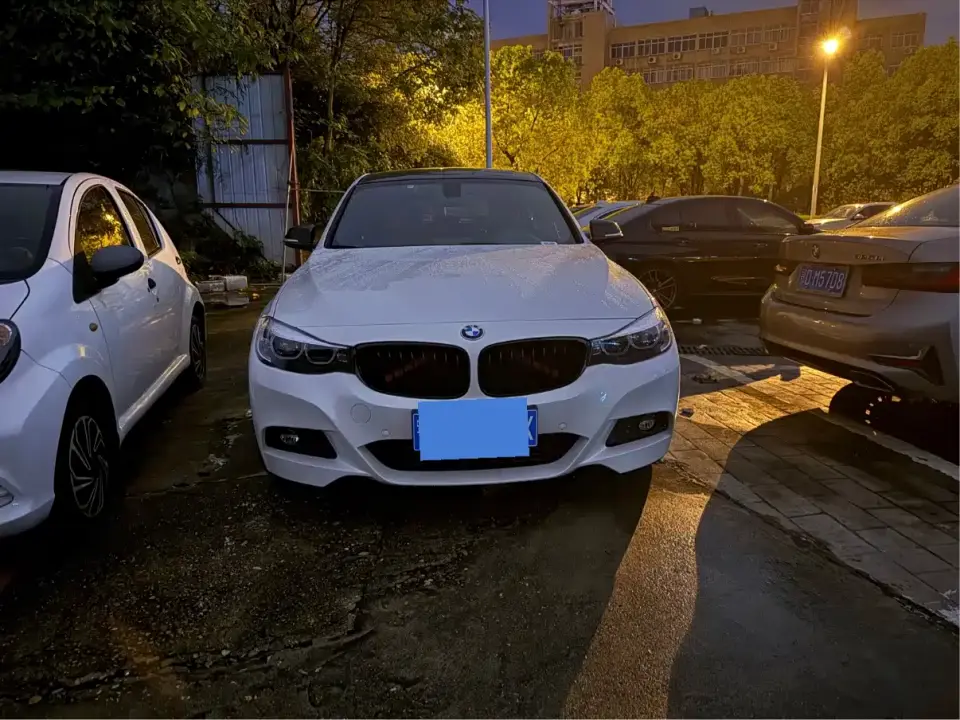BMW 3 Series GT 320i M Sport Black Night Edition 2021