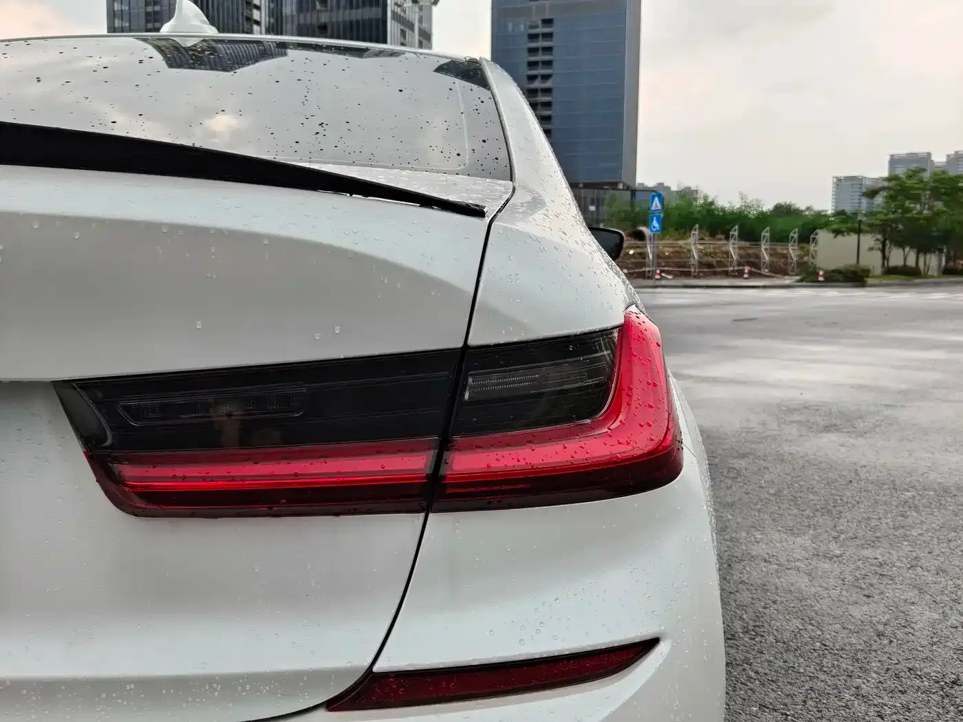 BMW 3 Series Facelift 325Li M Sport Package 2020 — фото 18