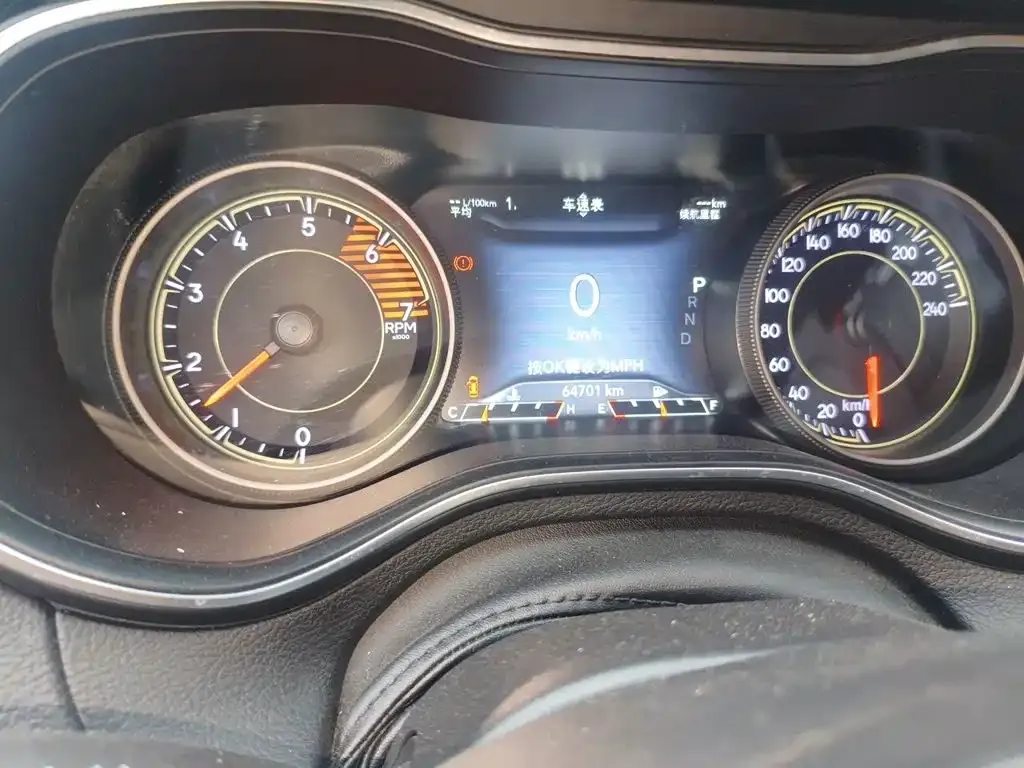 Jeep Cherokee 2.0T 4WD Exploration Edition + Autonomous Driving Package China VI 2019 — фото 13
