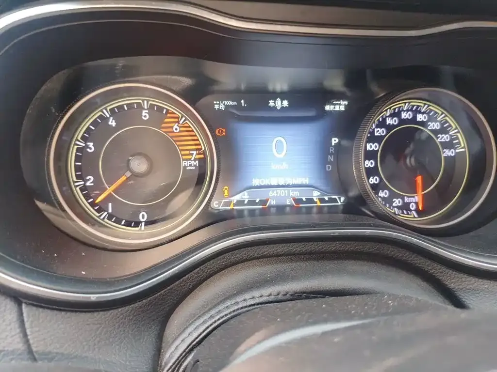 Jeep Cherokee 2.0T 4WD Exploration Edition + Autonomous Driving Package China VI 2019 — фото 12