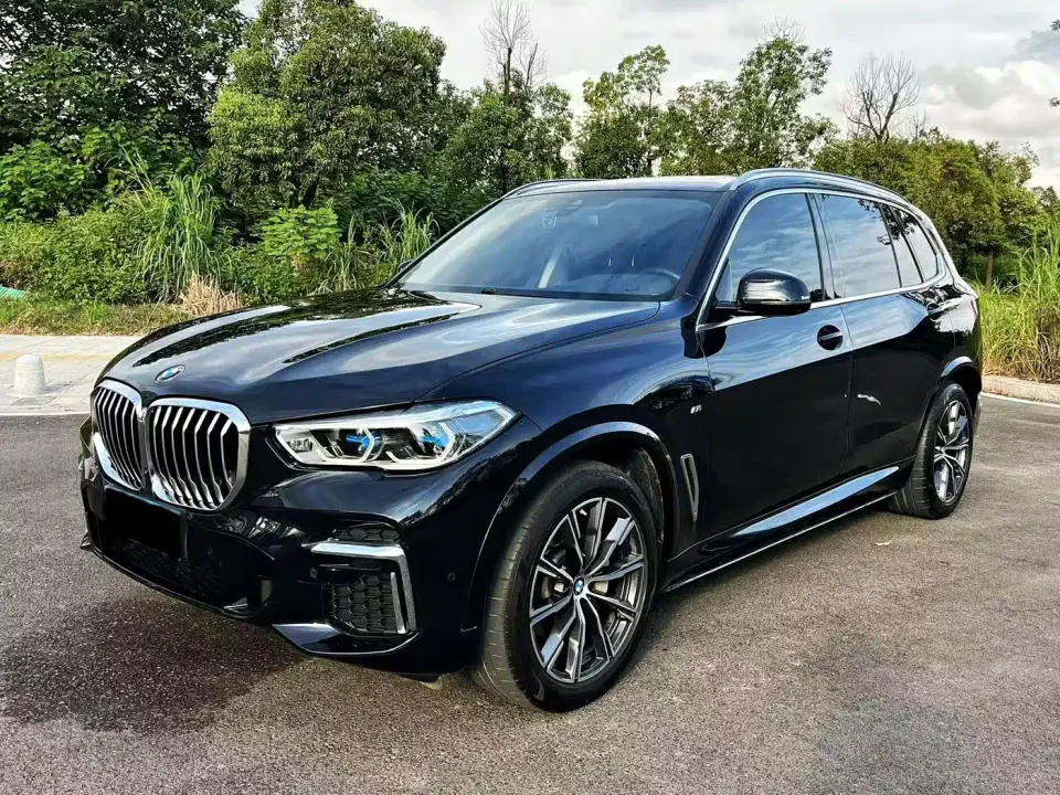 BMW X5 xDrive 30Li Premium M Sport Package 2023