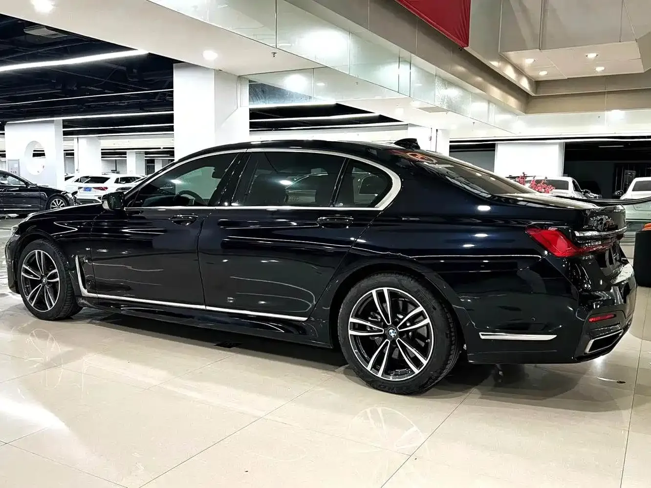 BMW 7 Series 730Li M Sport Package 2020 — фото 4