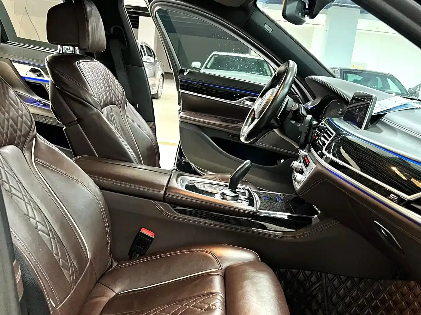 BMW 7 Series 730Li M Sport Package 2020 — фото 7