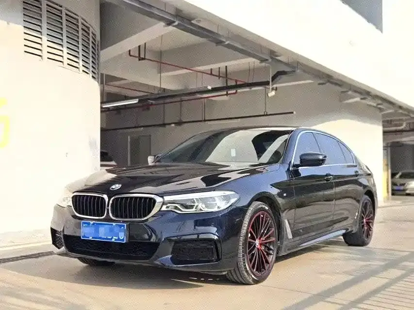 BMW 5 Series 530Li Exclusive M Sport Package 2020