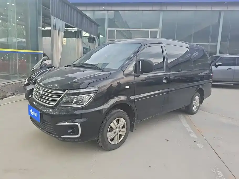 Dongfeng Fengxing Lingzhi M5L 1.6L 7-Seater Comfort 2019