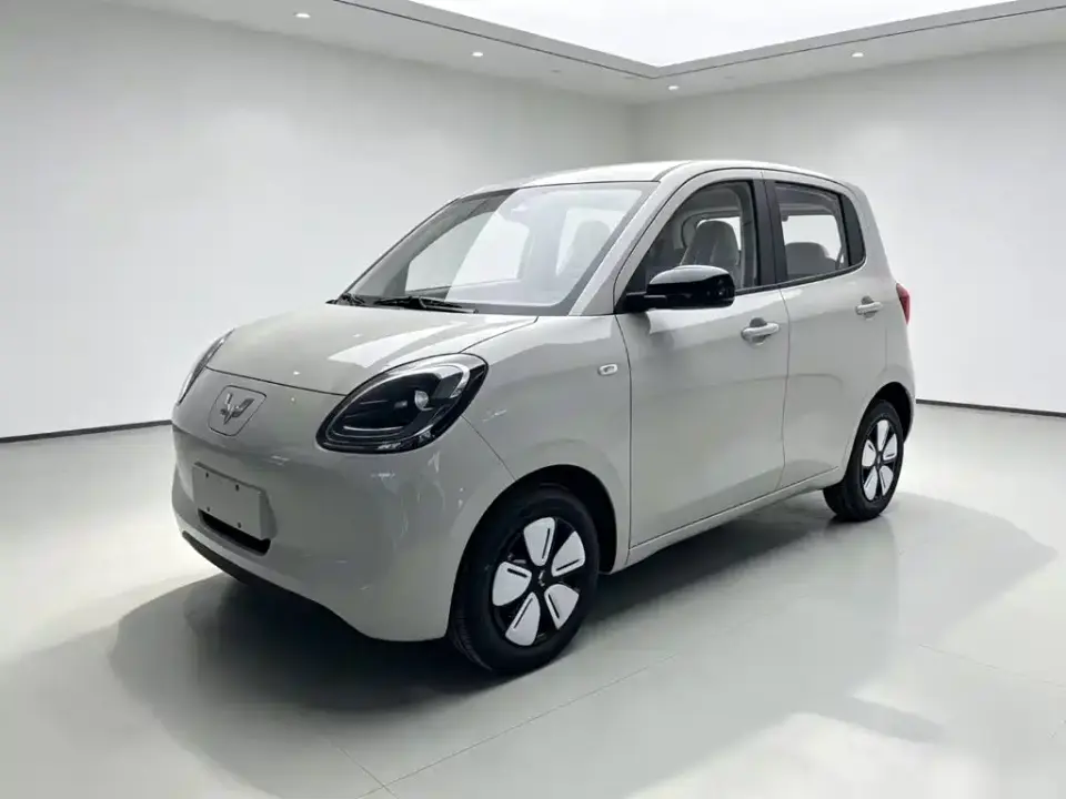 Wuling Motors Hongguang MINIEV 4-Door Advanced 2025
