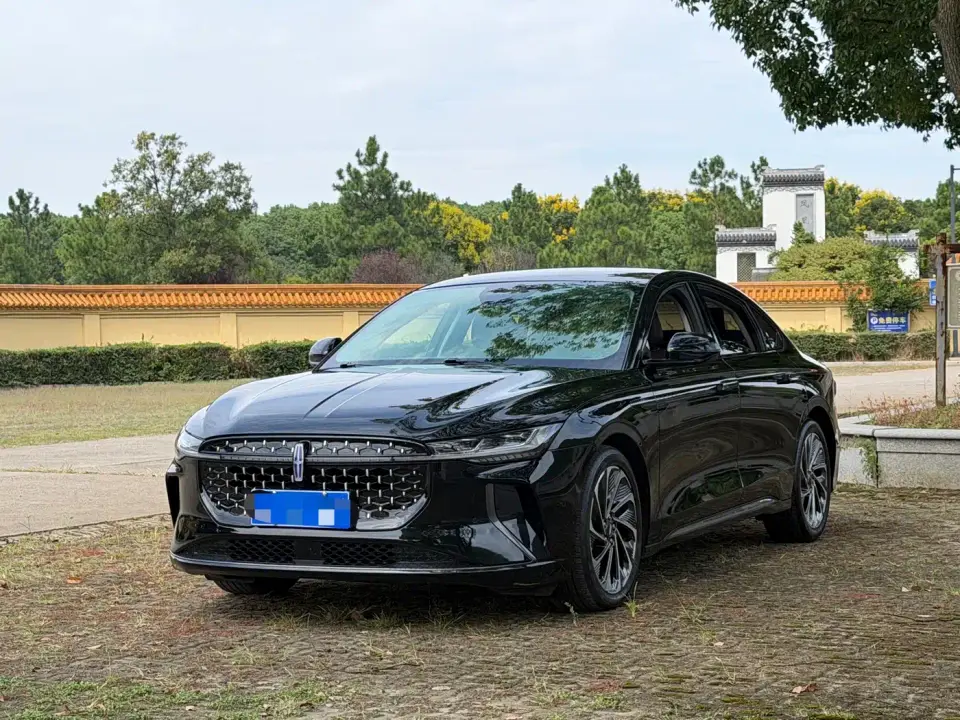 Lincoln Z 2.0T 2WD Premium Hybrid 2024