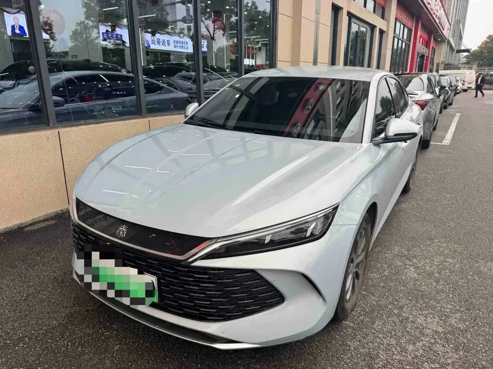 BYD Qin L DM-i 80KM Leading Edition 2024