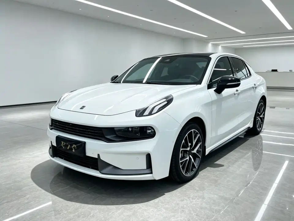 Lynk & Co 03 1.5TD DCT Power Pro Version China V 2019