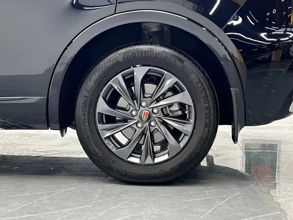 Hongqi HS5 2.0T Flag Leader Pro Edition 2024 — фото 25