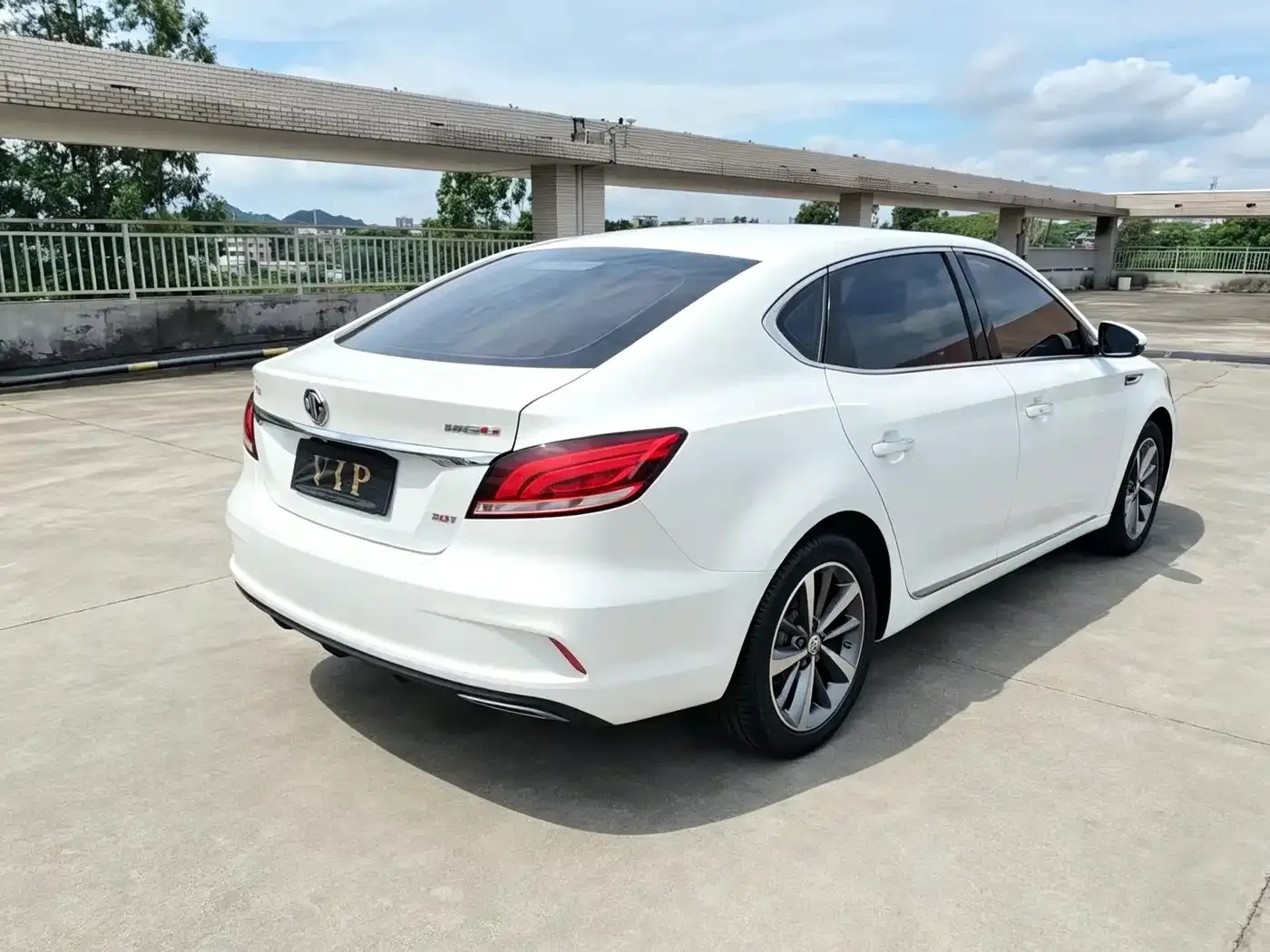 MG MG6 20T Automatic Sport 2019 — фото 7