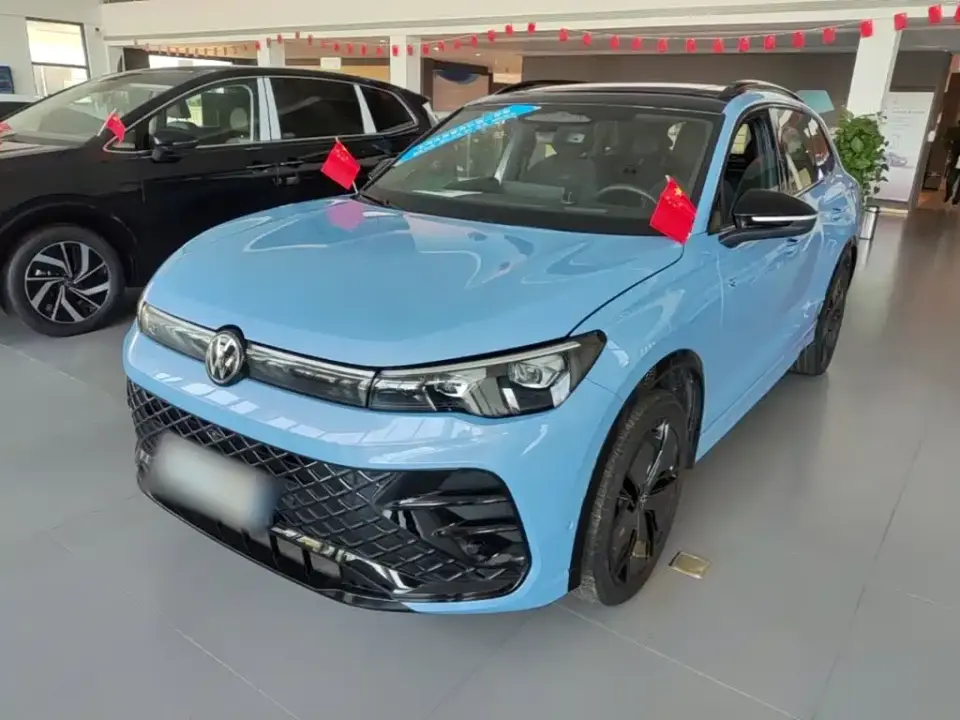 Volkswagen Tiguan L PRO 380TSI 4WD R-Line Premium Edition 2024