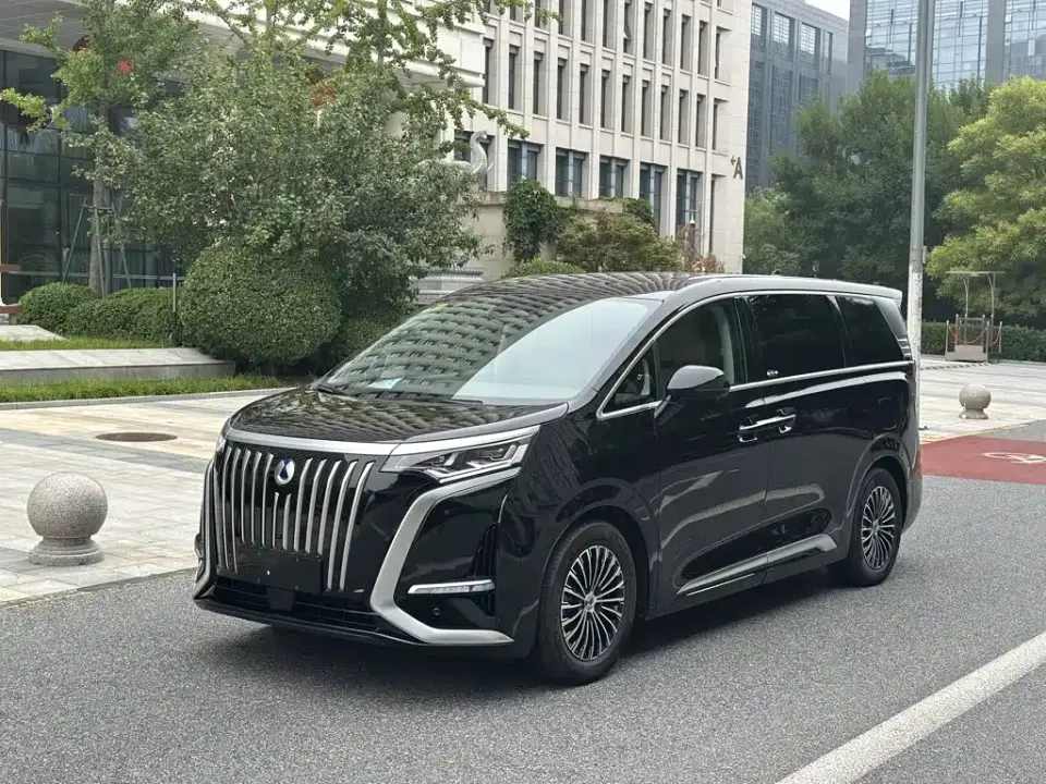 Denza D9 EV 620 Premium 2026