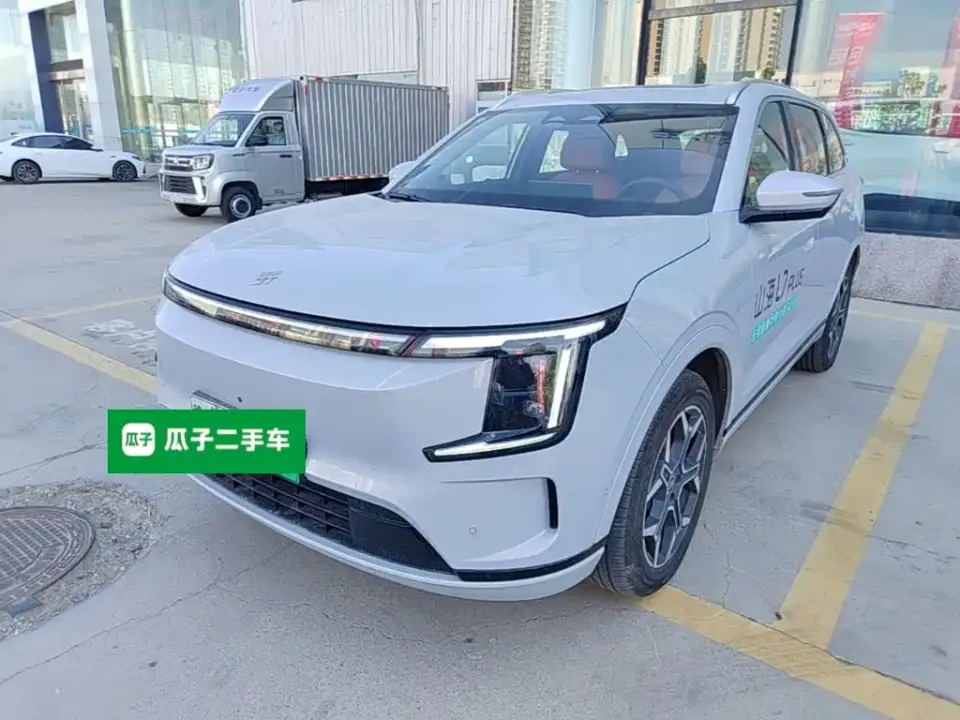 Jetour Shanhai L7 PLUS Base Model 7-Seater 2025