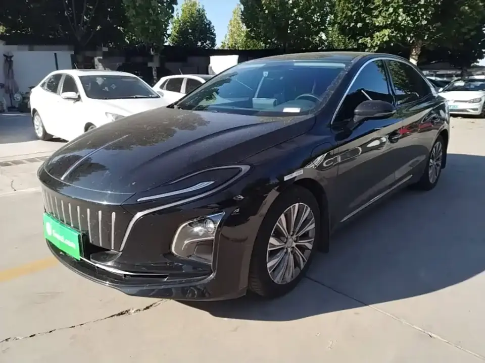 Hongqi E-QM5 560km PLUS 2024