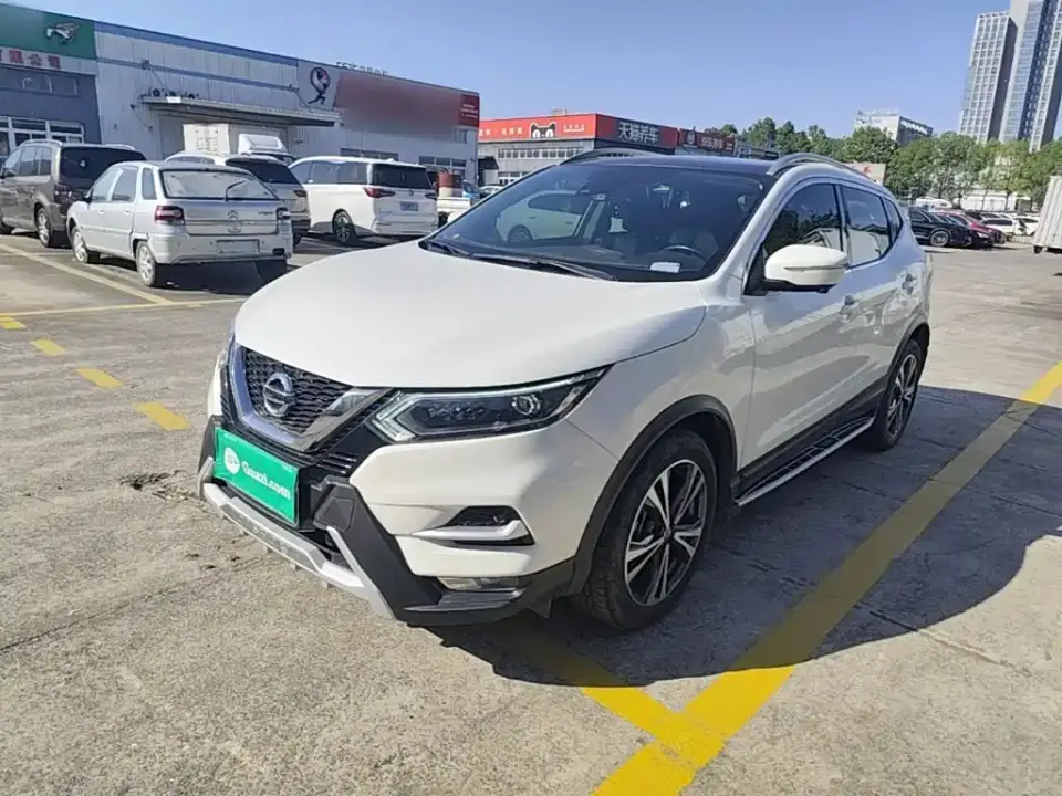 Nissan Qashqai 2.0L CVT Luxury Version 2021