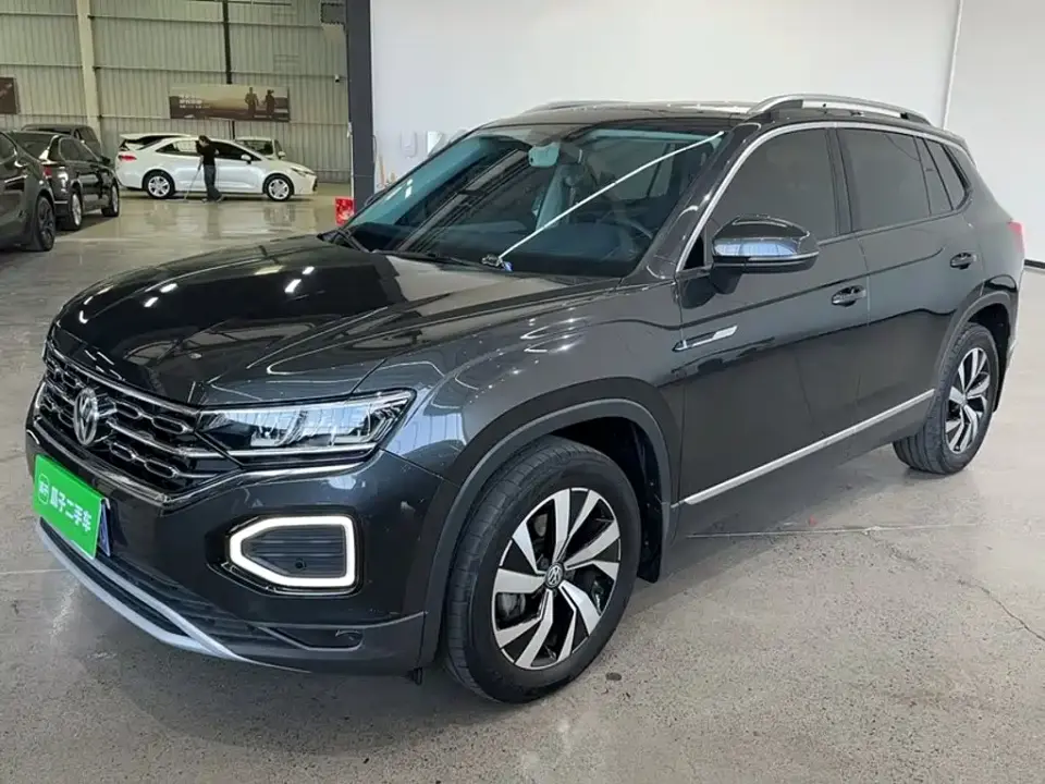 Volkswagen Tayron 330TSI 2WD Luxury Smart Connect Plus 2022