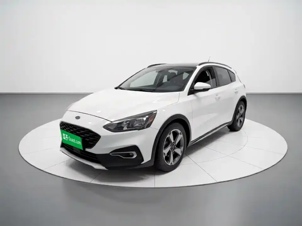 Ford Focus Active EcoBoost 180 Auto Trendy Edition 2020