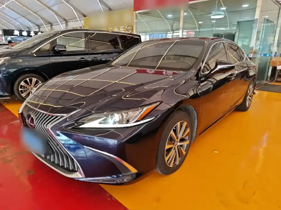 Lexus ES 200 Excellence 2020