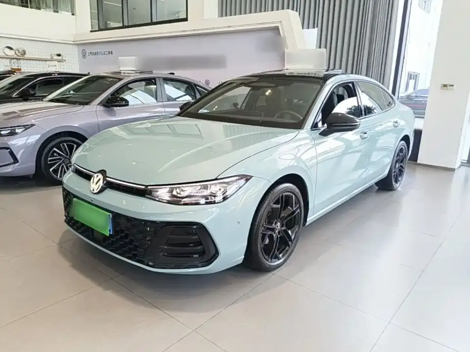 Volkswagen Passat Pro 380TSI Starlight Dragon Prestige Edition 2026