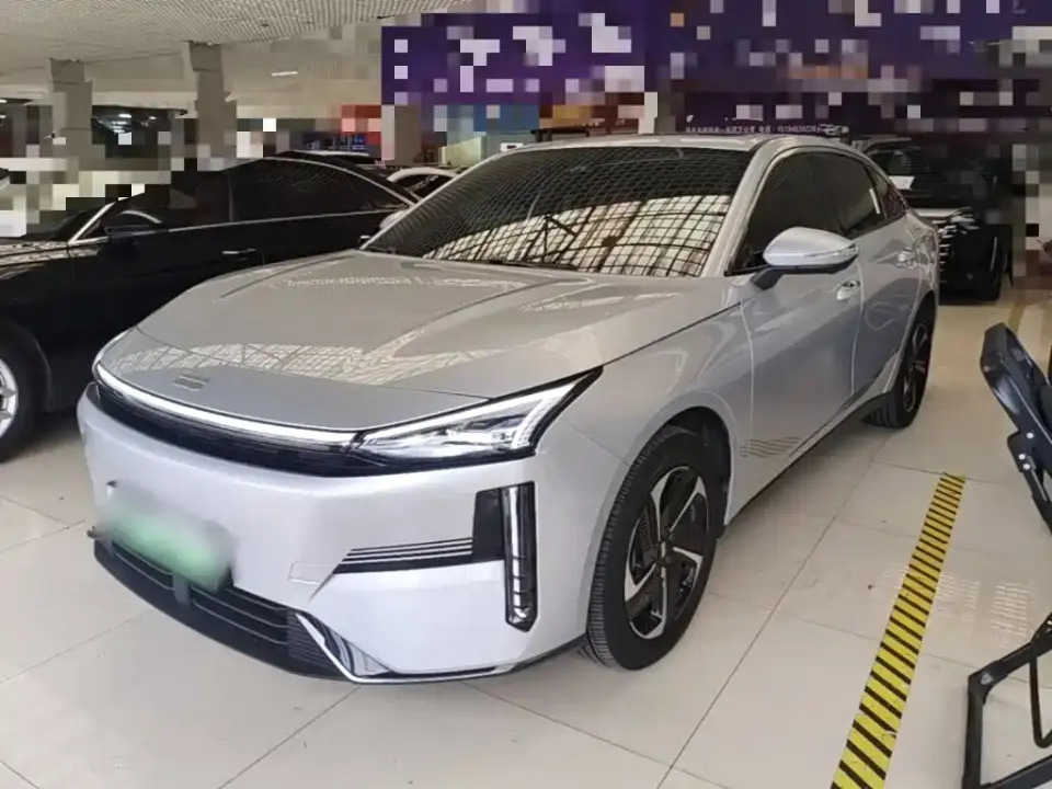 Geely Galaxy Galaxy L6 EM-i 140km Starship Edition 2025