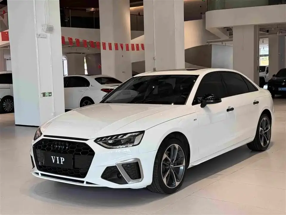 Audi A4L 40 TFSI Fashion Dynamic 2022
